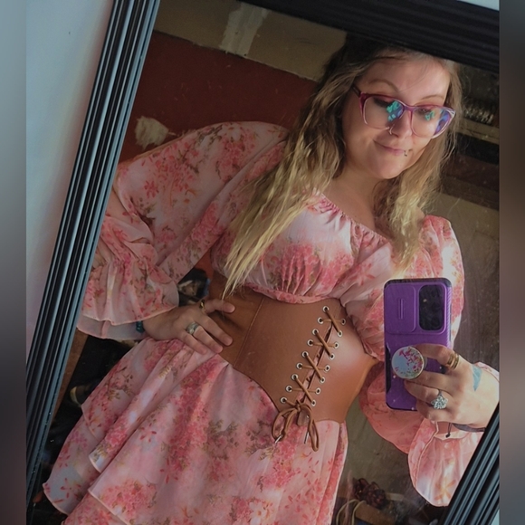 Meet your Posher, Shelby Briana - Picture 6 of 10